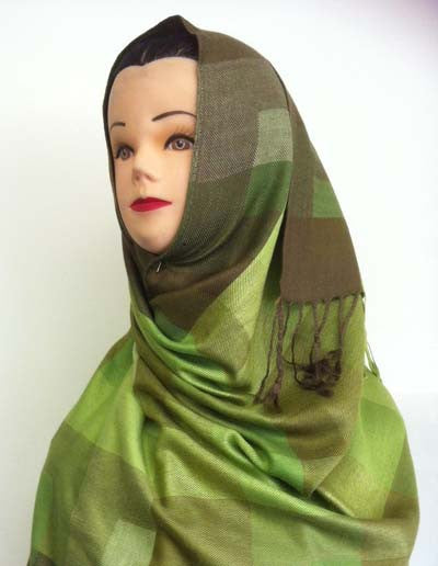 Elegant Artistic Ladies Shawls - Arabic Islamic Shopping Store