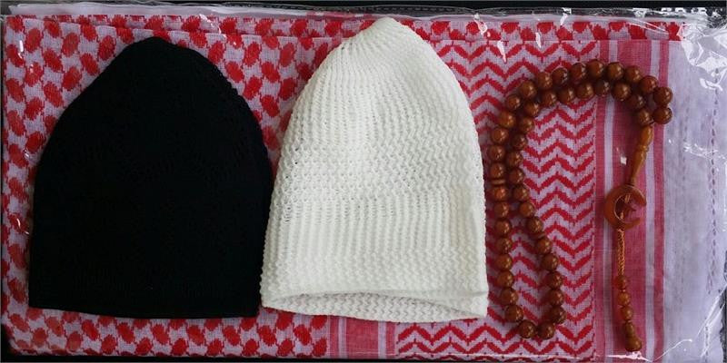 Shemagh-Kufis Gift Set with Prayer Beads - Islamic Merchandise