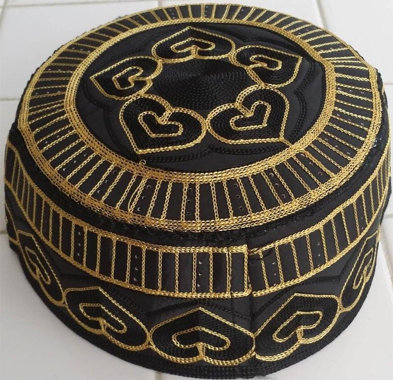 Arabic Muslim Men's Cap and Kufi - Elegant Islamic Designs - Arabic Islamic Shopping Store